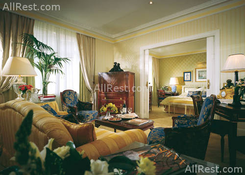 The Westin Palace 9